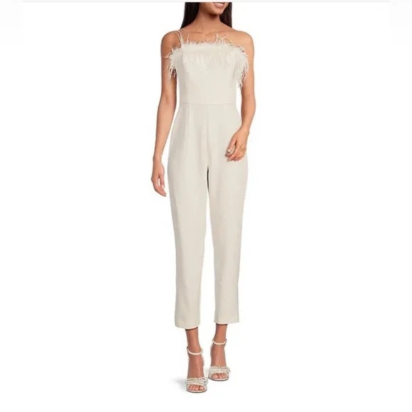 Gianni Bini Kimberly Strapless
Feather Straight Leg Jumpsuit white size 10 - Picture 1 of 9